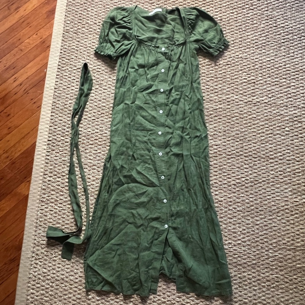 Olive Daily Sleeper dress size XS very good condition